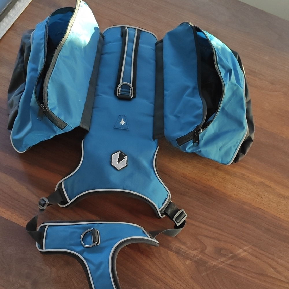 Harness with Ample Storage